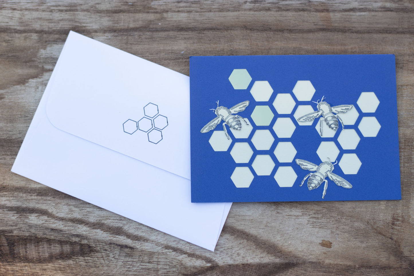 🐝 Handmade Honey Bee Greetings Card – A Sweet Touch for Any Occasion! 🍯